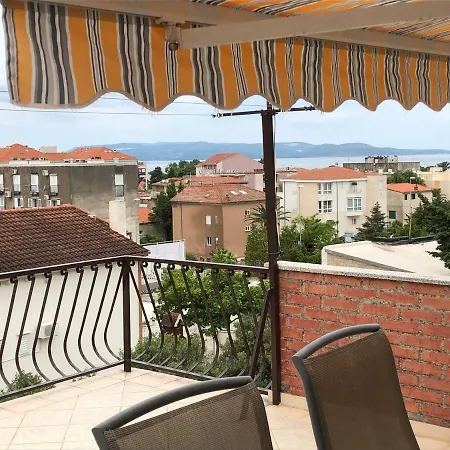 Apartman Lada *