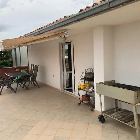 Apartman Lada